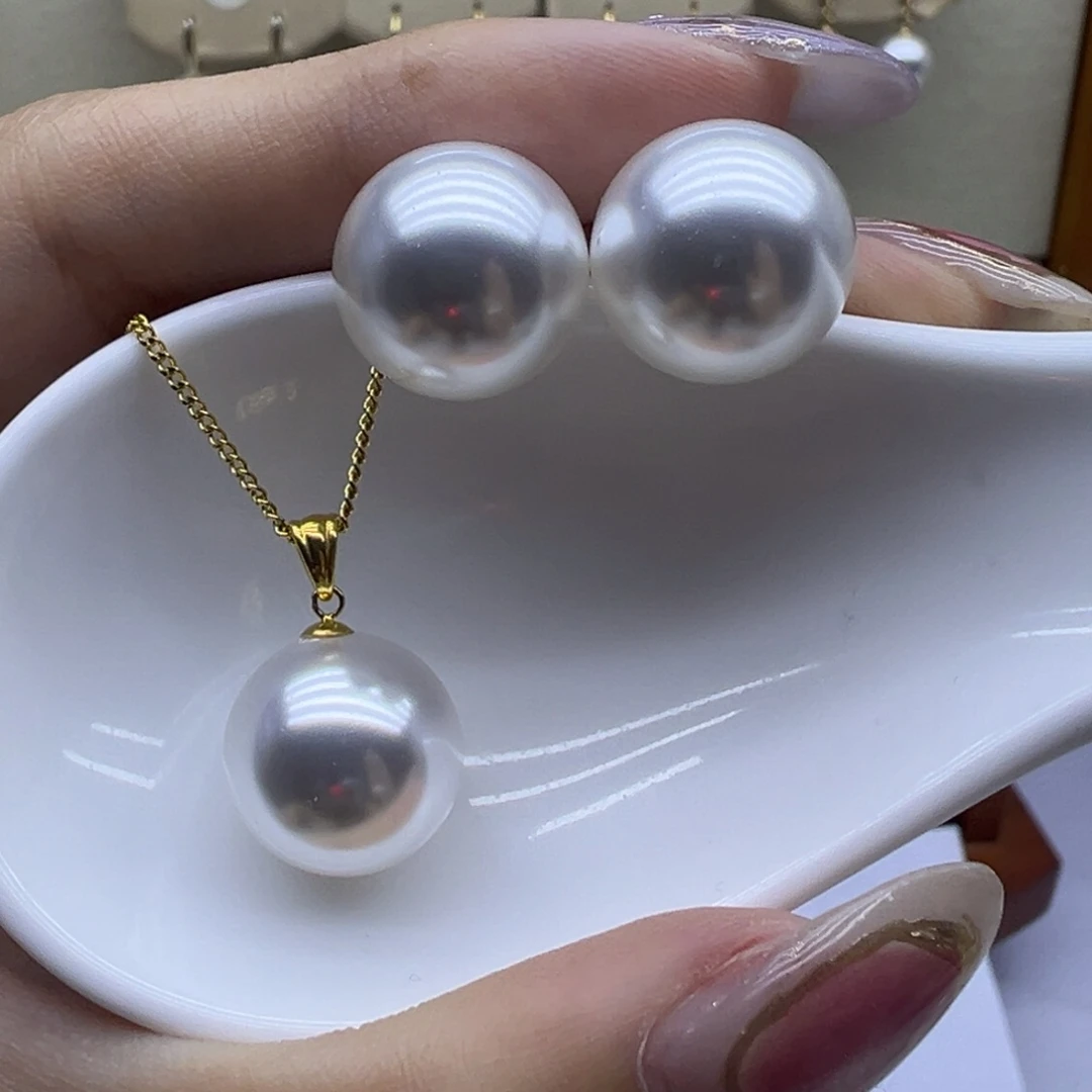 淡水珍珠吊坠(赠链)18K金镶嵌
