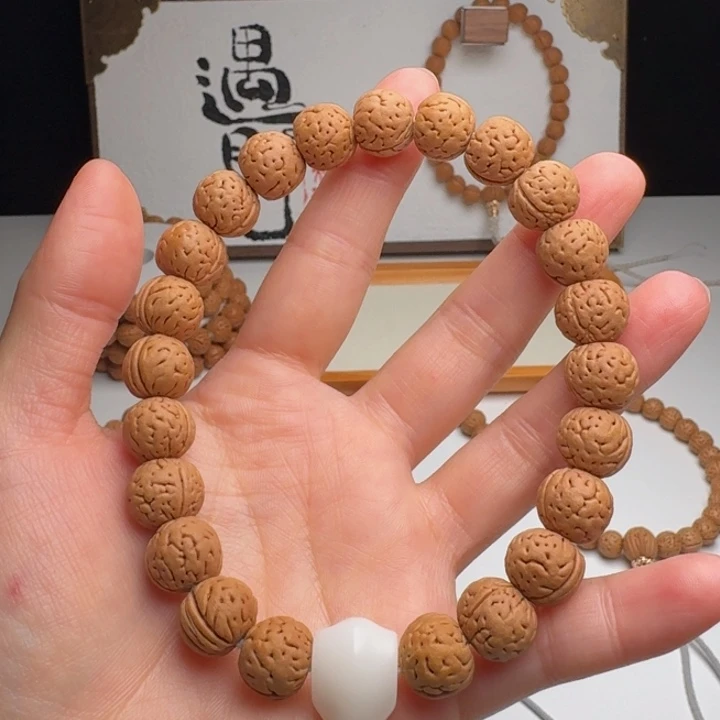 手串桃核13➕一字脐手持
