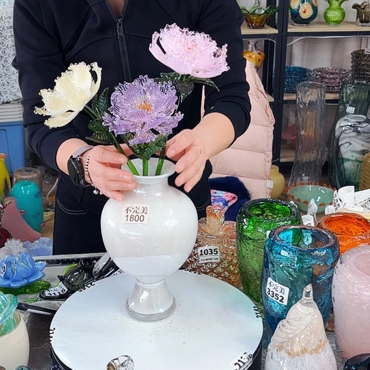 3朵牡丹送瓶 家悦琉璃工艺品瓶不完美