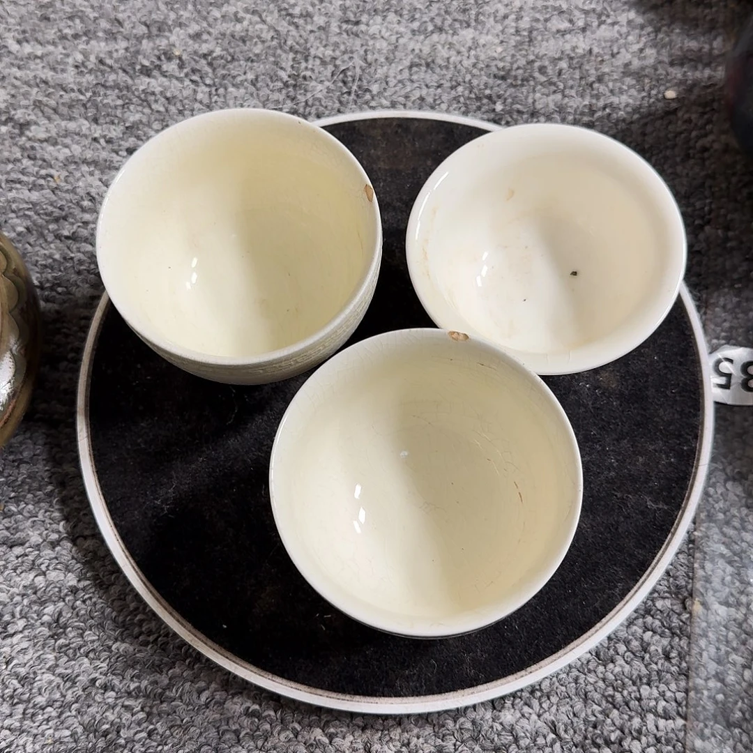 其他三件隋白杯子 不介意去拍 微微微瑕疵