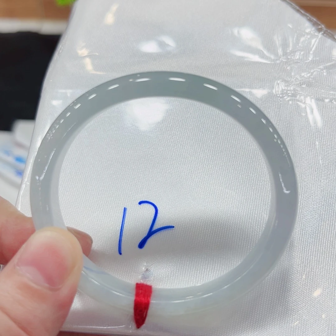 翡翠手镯未镶嵌54.3贵