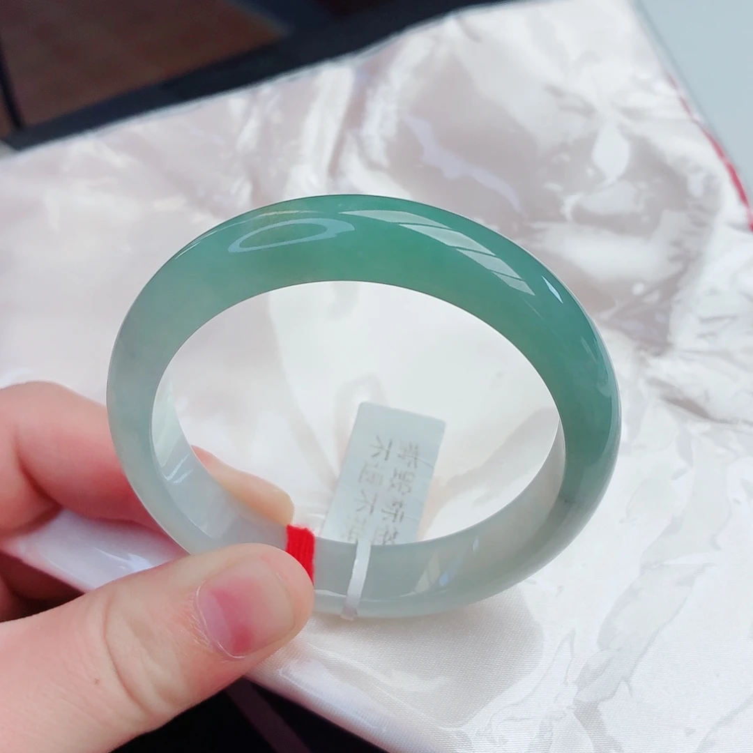 翡翠未镶嵌手镯天然翡翠A货