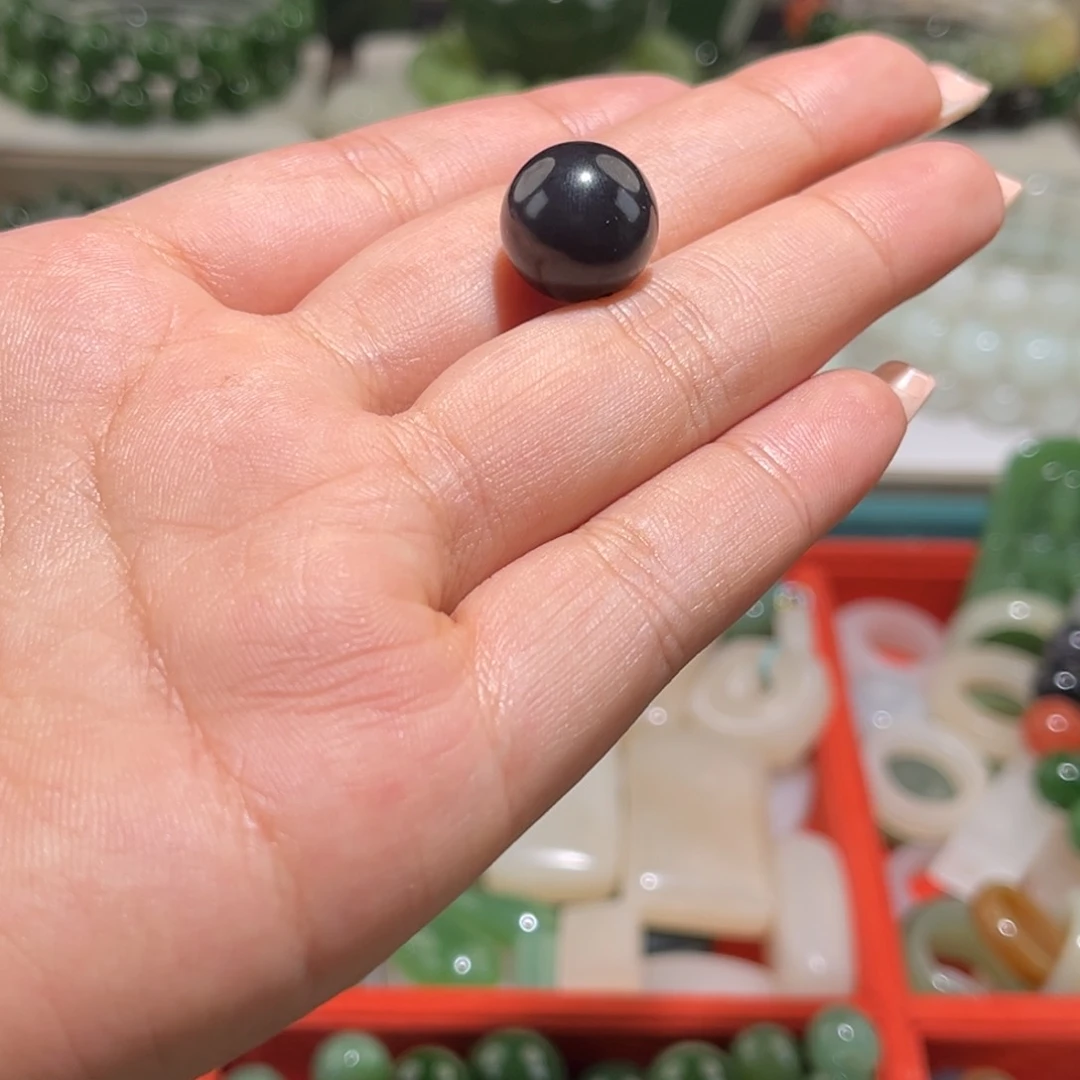 朝***拾和田玉未镶嵌颈饰帝王紫卡14.1单珠
