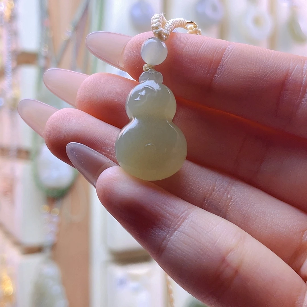 和田玉（糖玉）未镶嵌吊坠(赠链)蓝**薇