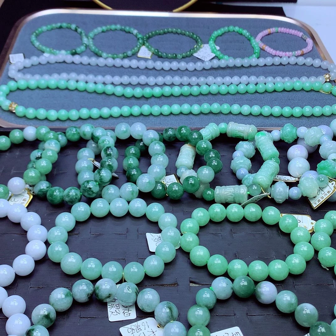 翡翠未镶嵌毛衣链