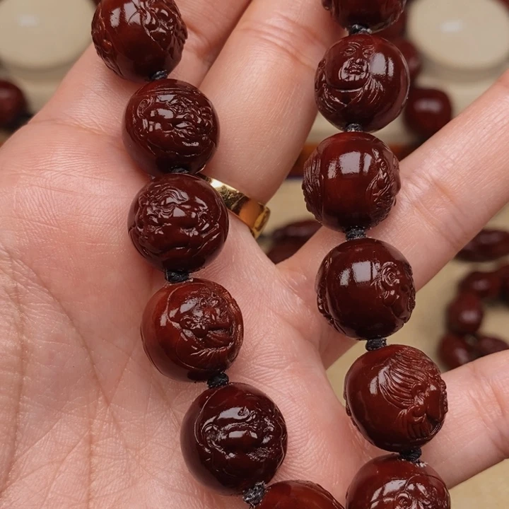 酒***歌吊坠橄榄核十八罗汉