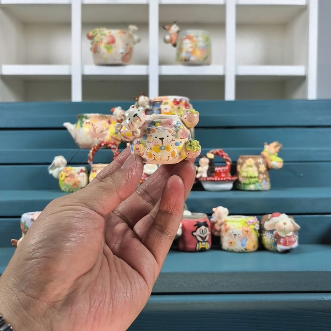 草莓小熊 罐子 手绘多肉花盆