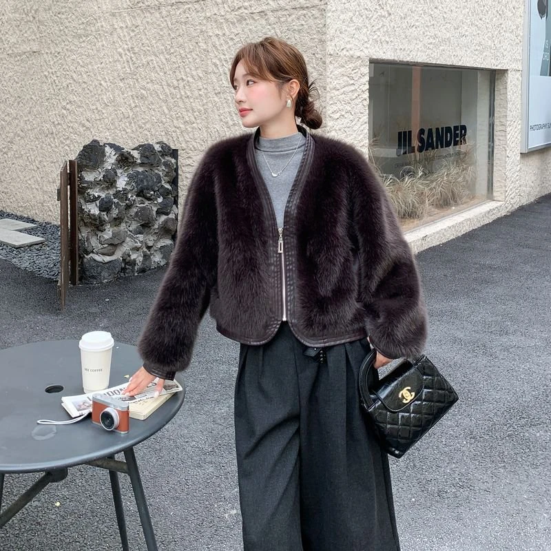 小香风气质环保皮草外套女冬季2025新款撞色拼接保暖皮毛一体棉服