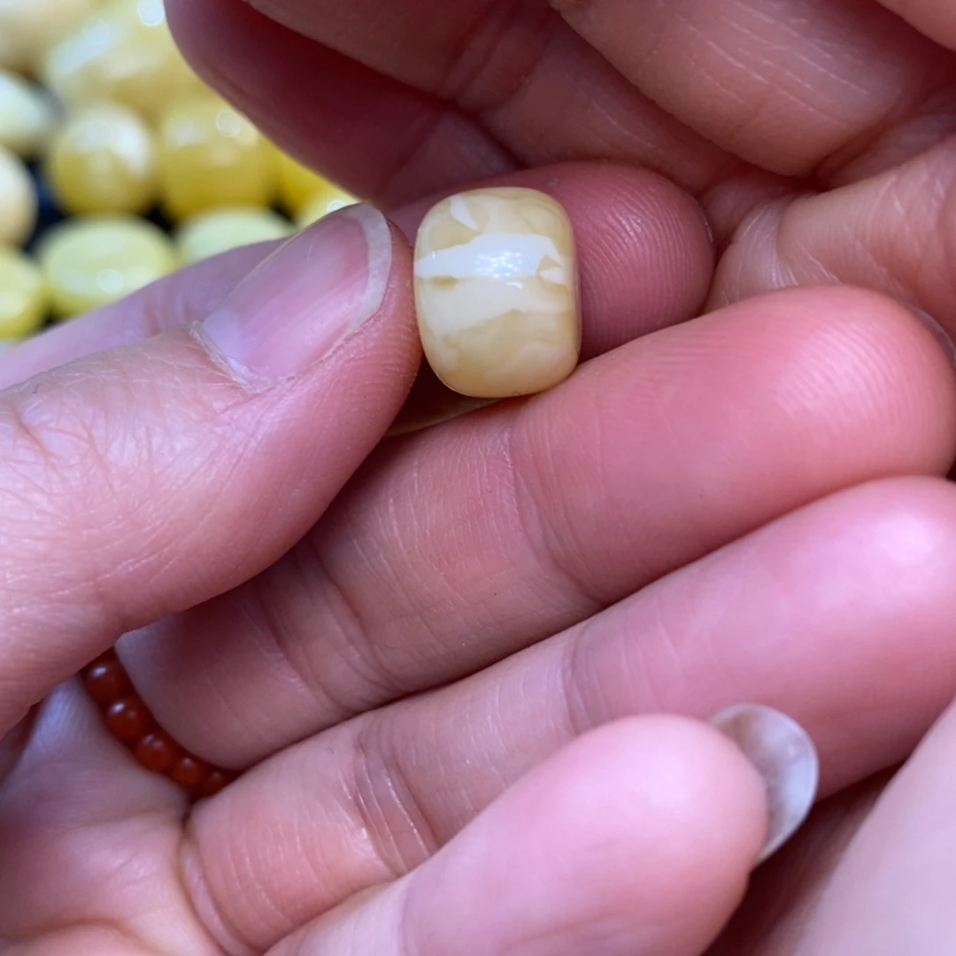 琥珀未镶嵌裸石蜜蜡配珠