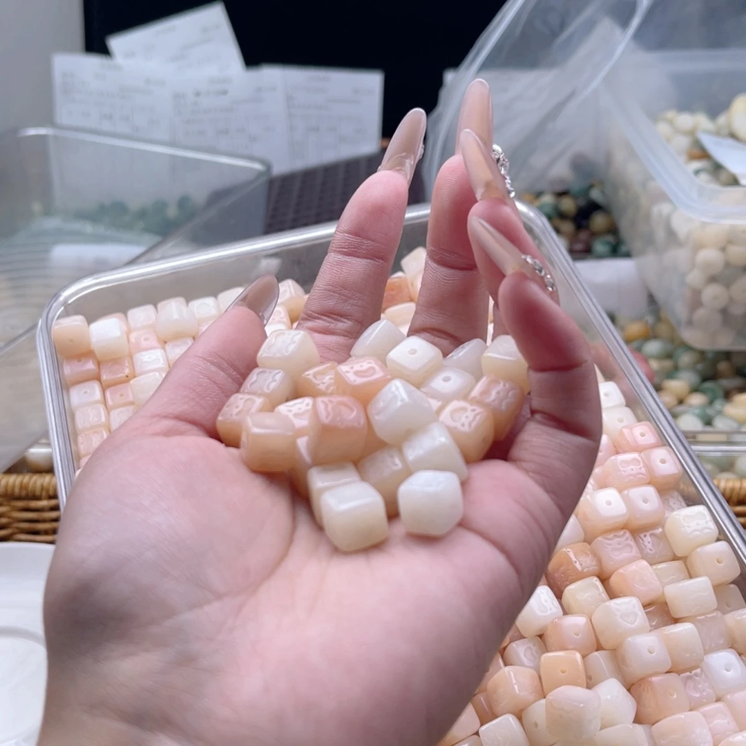 白玉菩提吊坠z10-13mm20+10颗。福利不售后