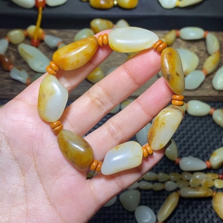 和田玉手链未镶嵌