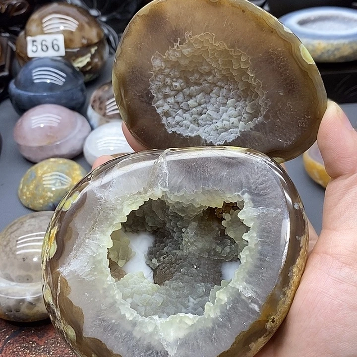 水晶摆件未镶嵌聚宝盆