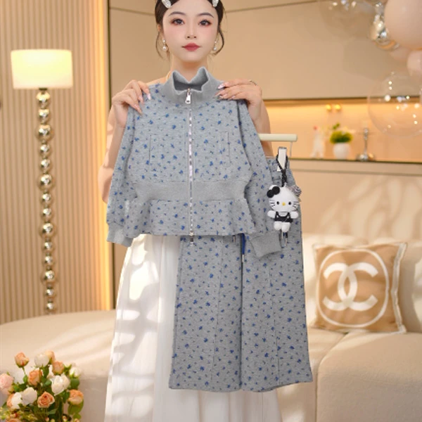 女童运动套装宽松秋季中大童百搭长袖上衣外套时髦