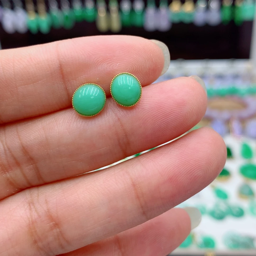 翡翠18K金镶嵌耳饰