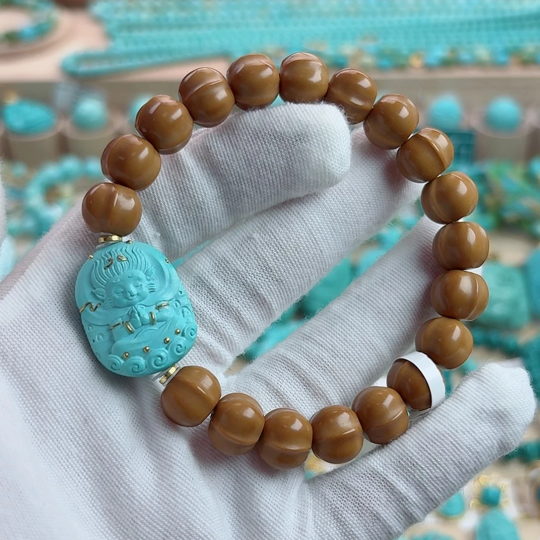 绿松石未镶嵌珠宝奇石