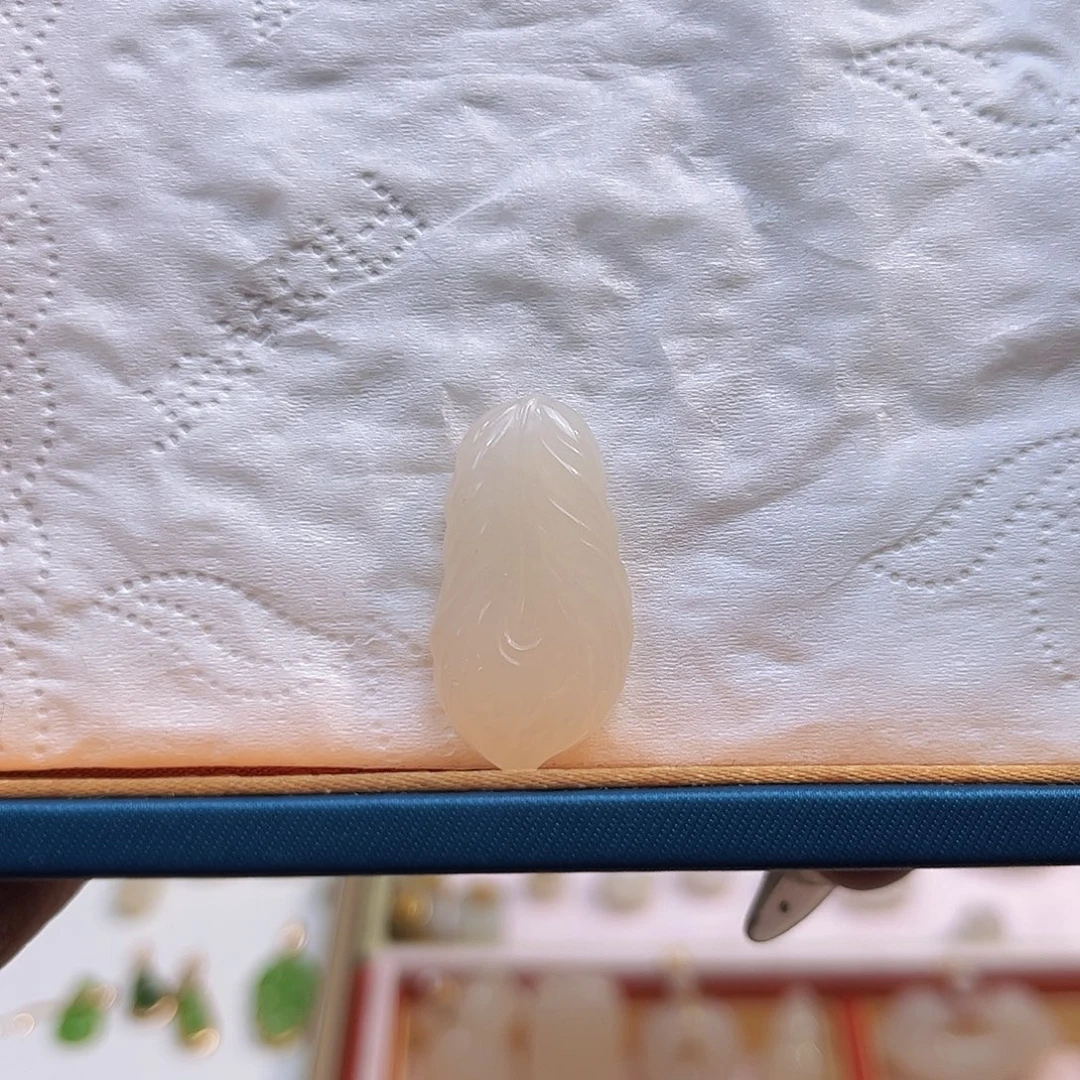 和田玉未镶嵌吊坠(不含链)