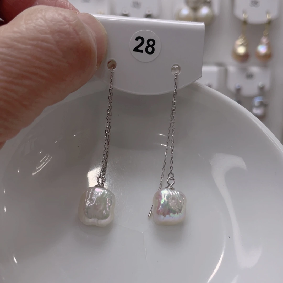 颈饰未镶嵌淡水珍珠