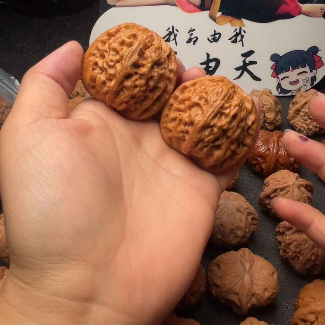 把件文玩核桃W 28 44 红锦鲤