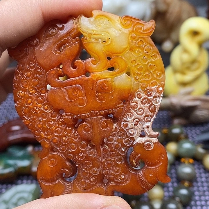 未镶嵌蛇纹石玉颈饰