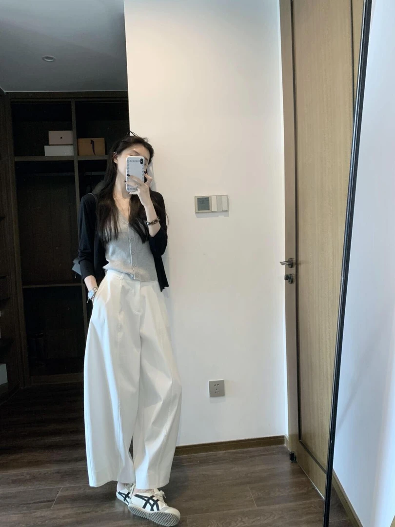 【嘉木】韩系休闲慵懒风灰色无袖针织上衣黑色长袖针织高腰白色长裤