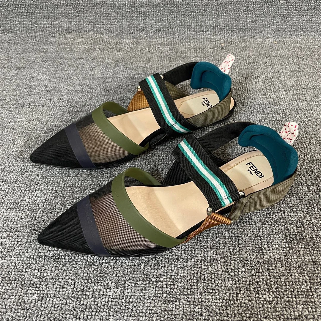 95新 FENDI/芬迪 95新 Fendi 芬迪凉鞋 34.5码