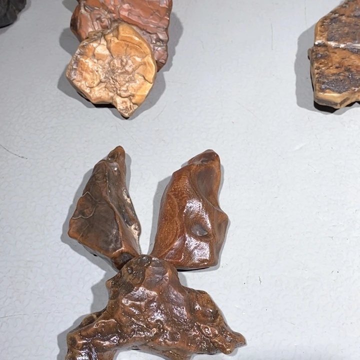 玛瑙/玉髓车挂合金石****缘98