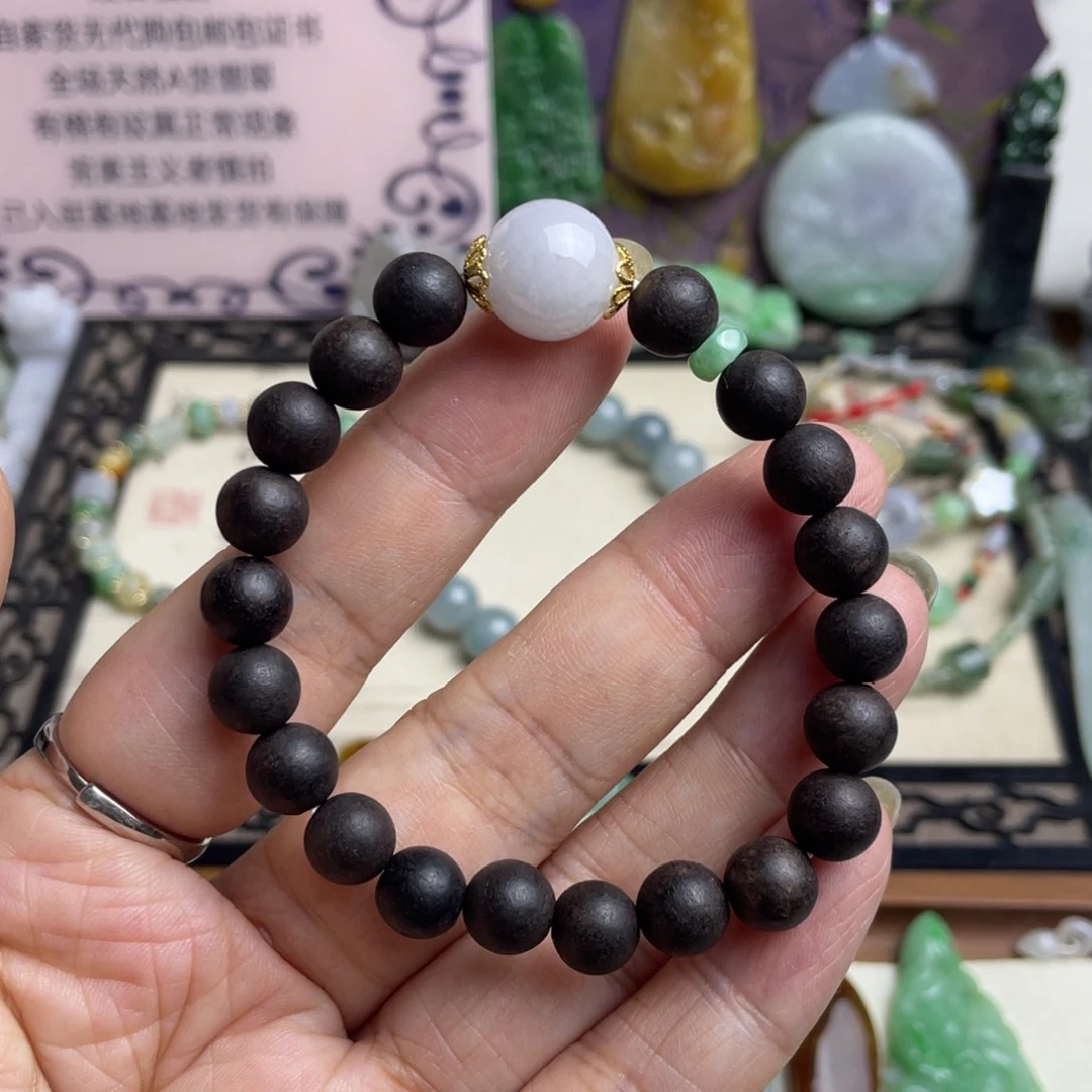 未镶嵌手链翡翠设计款手链
