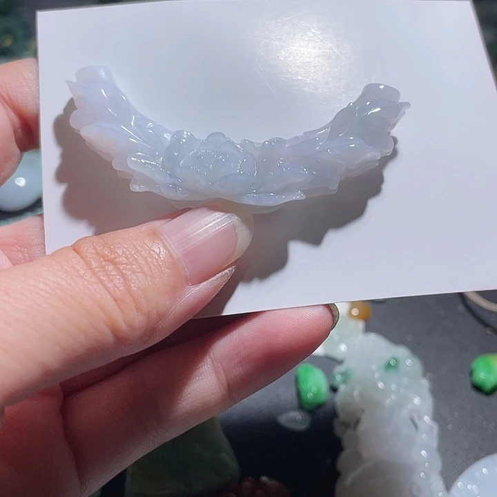 颈饰未镶嵌翡翠天