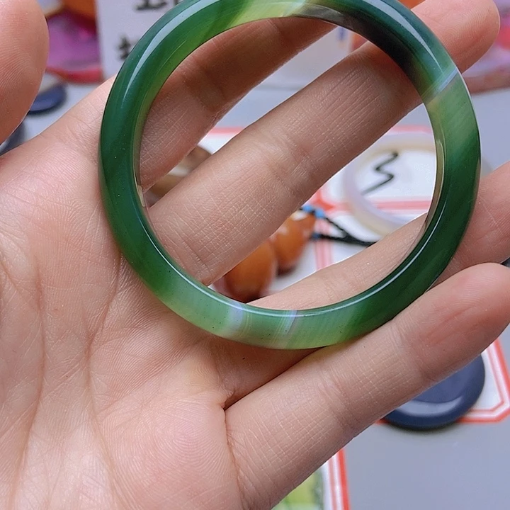 【闪购商品】玛瑙/玉髓珠宝半成品未镶嵌张*玥