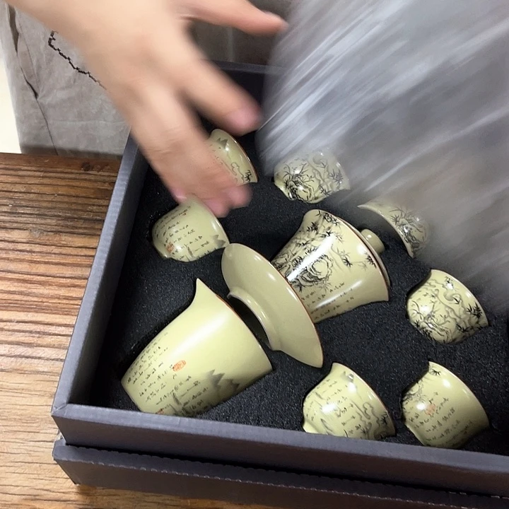 孤品茶具套装等。