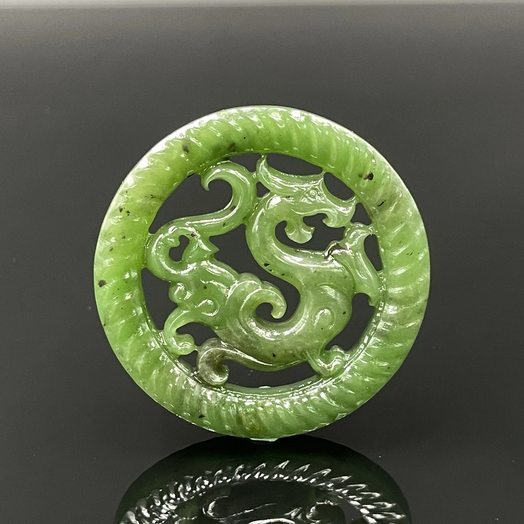 1227GY017和田玉挂件