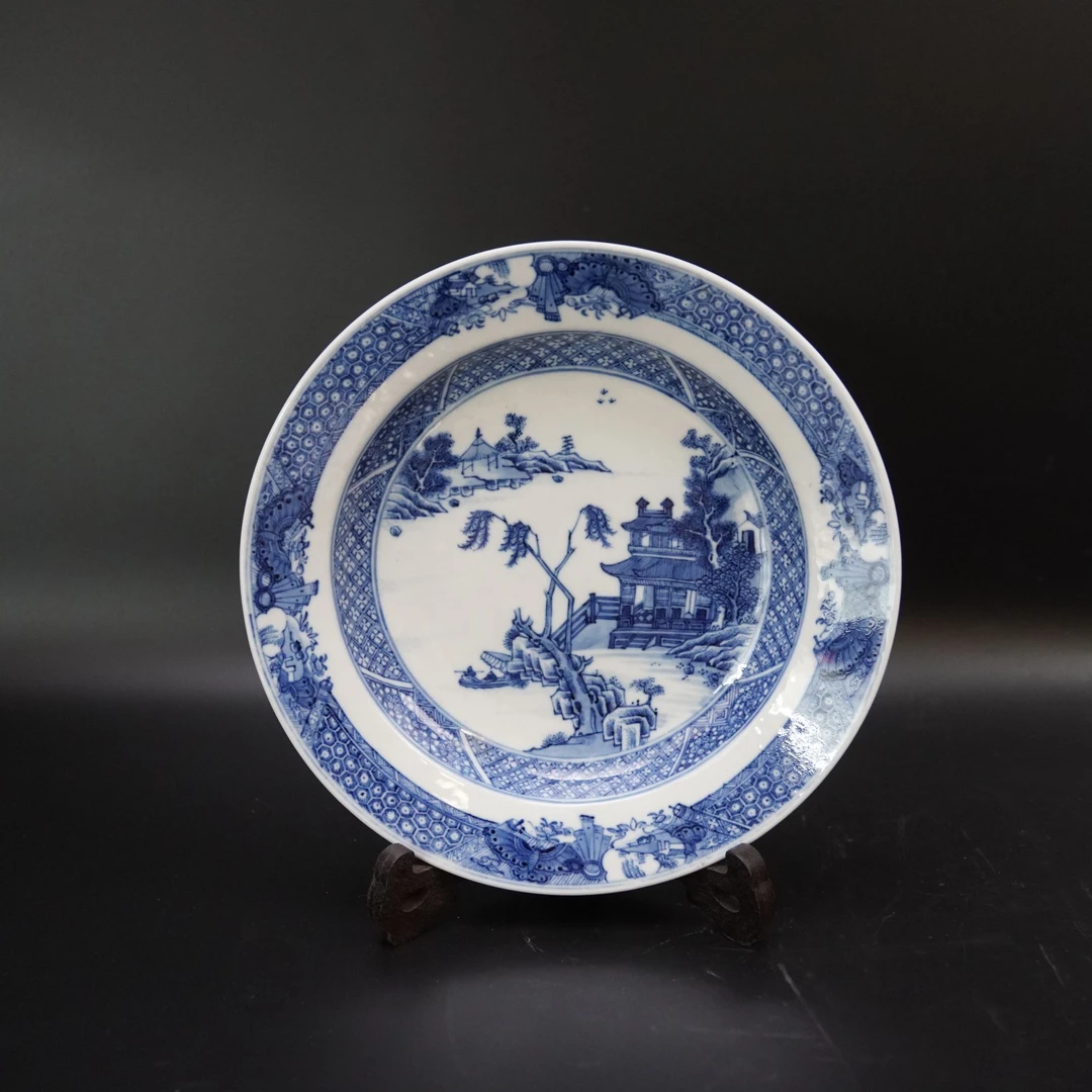 Lot.25070062-1清乾隆青花山水亭台楼阁纹深腹盘 直径：约22.7cm