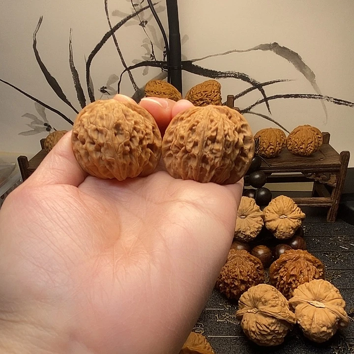 文玩核桃把件磨盘