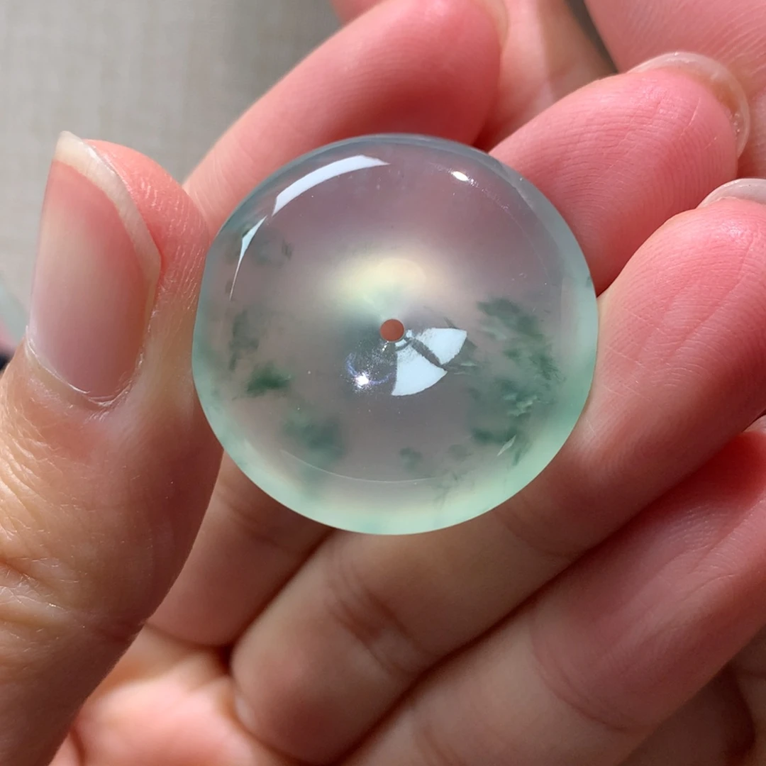 翡翠颈饰未镶嵌26.6-6.4