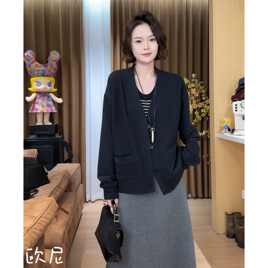 欧尼私服 2025早秋新款慵懒风V领长袖开衫外套百搭上衣2508C4908