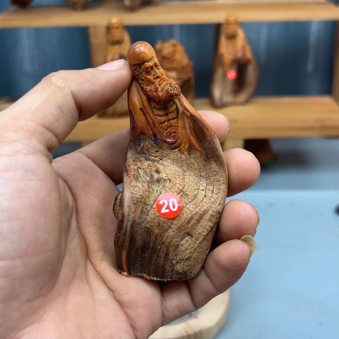 大***边木崖柏木摆件手把件
