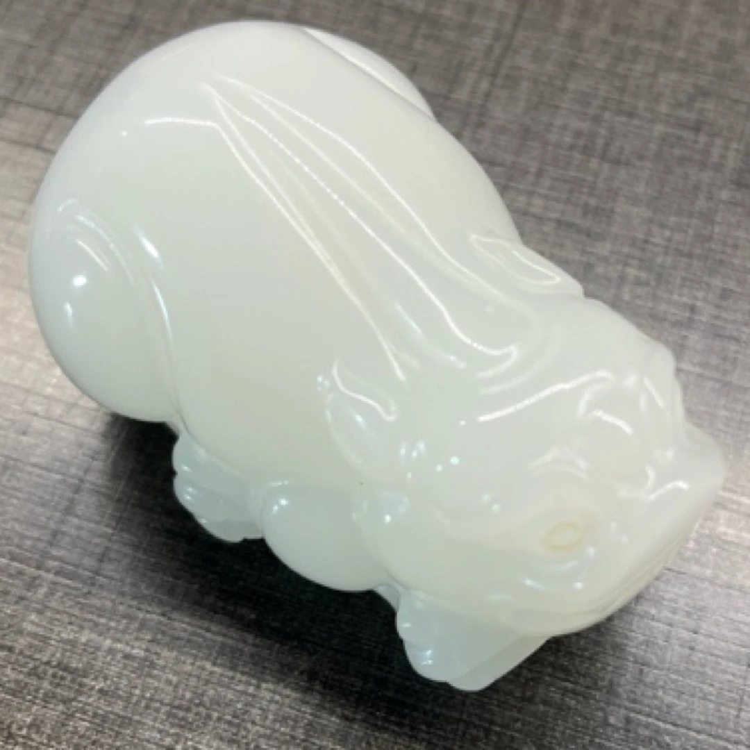 YS0070和田白玉貔貅把件