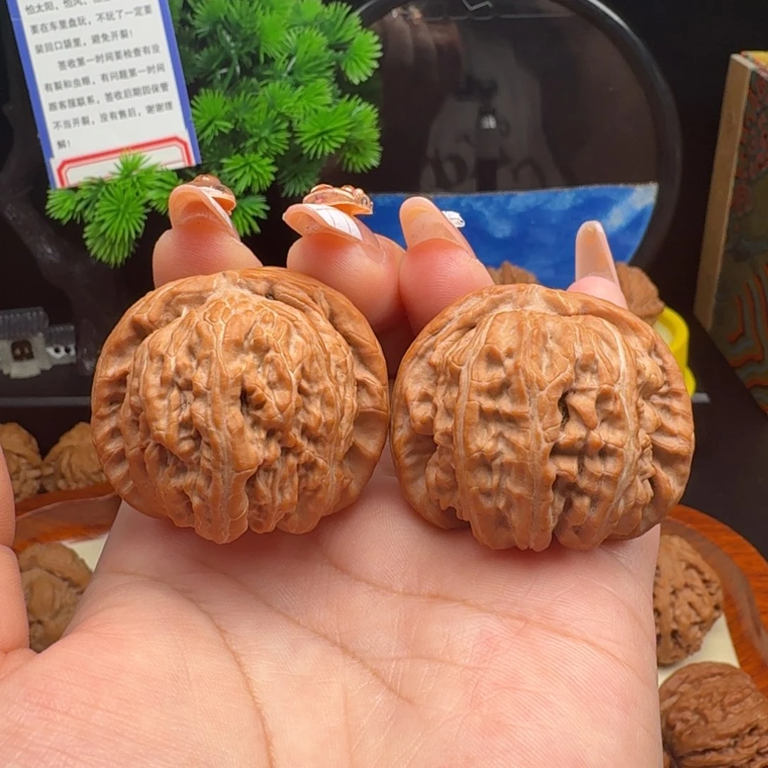 文玩核桃把件全品41闷白新果