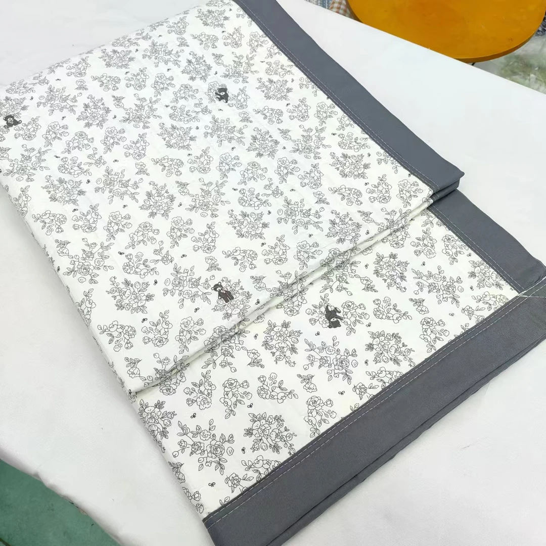 【包边床盖】<丛林小熊>120X220cm<±5cm>绗缝 多功能水洗透气