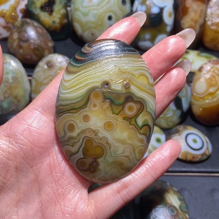 【闪购商品】未镶嵌玛瑙/玉髓珠宝奇石u u