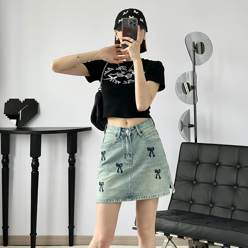蝴蝶结刺绣牛仔半身裙女2025年夏季大码高腰显瘦时尚百搭a字短裙