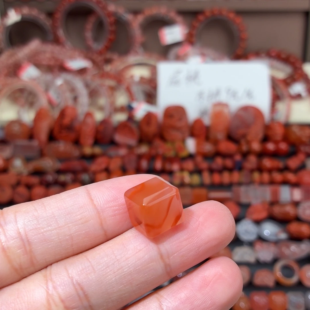 南红玛瑙未镶嵌颈饰方糖10*11