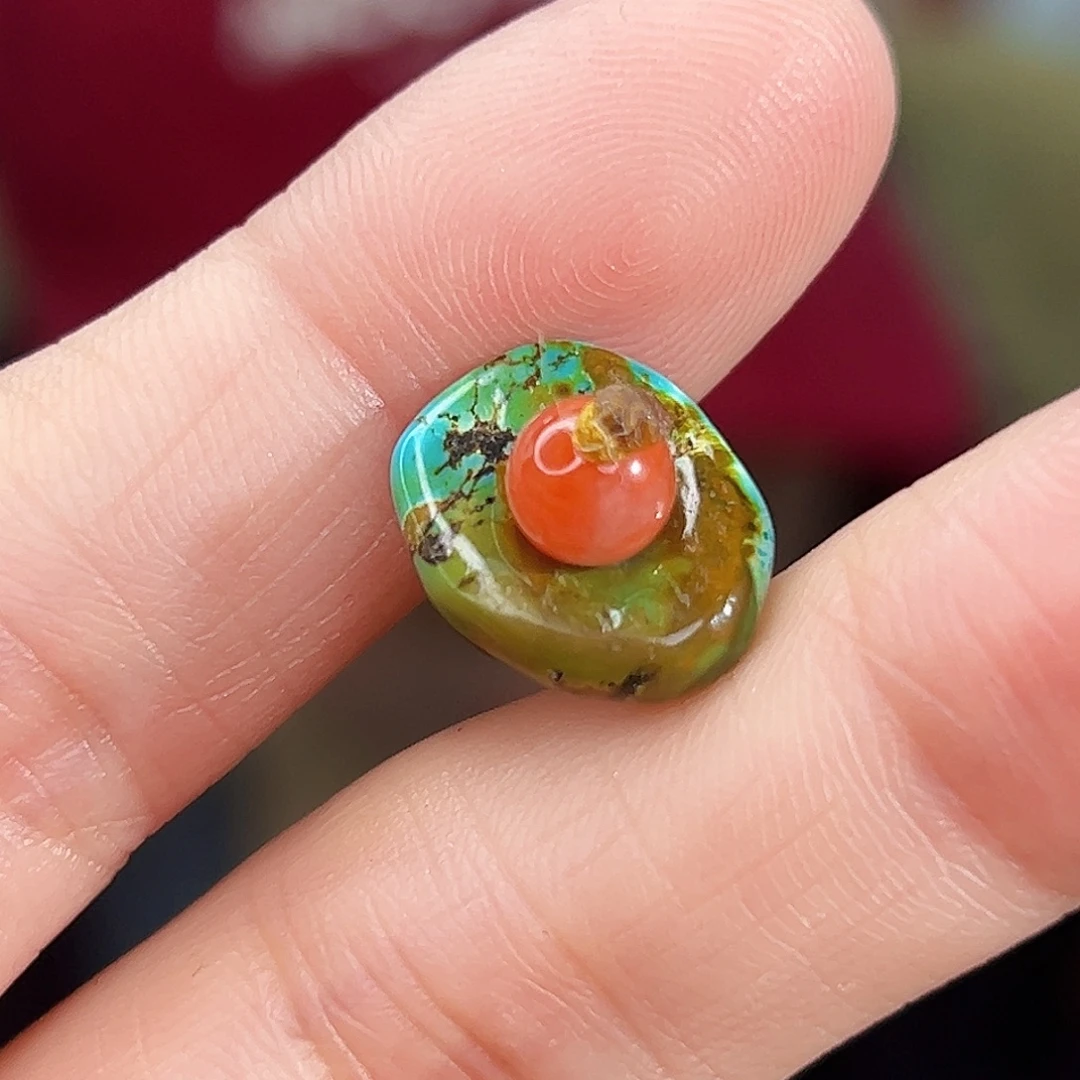 南红玛瑙未镶嵌珠宝奇石