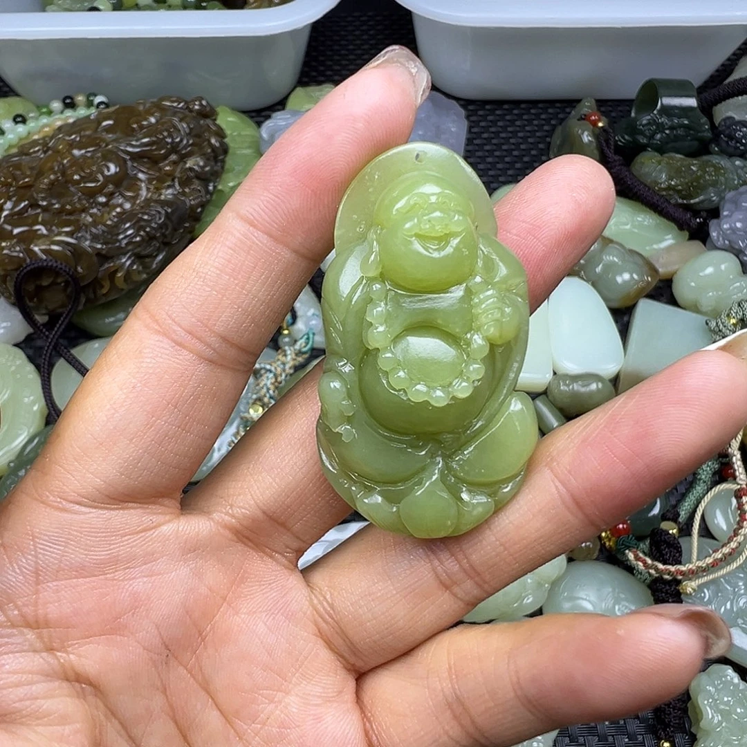 和田玉未镶嵌颈饰卡50