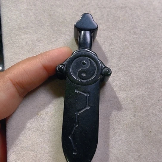 蛇纹石玉未镶嵌泰山玉