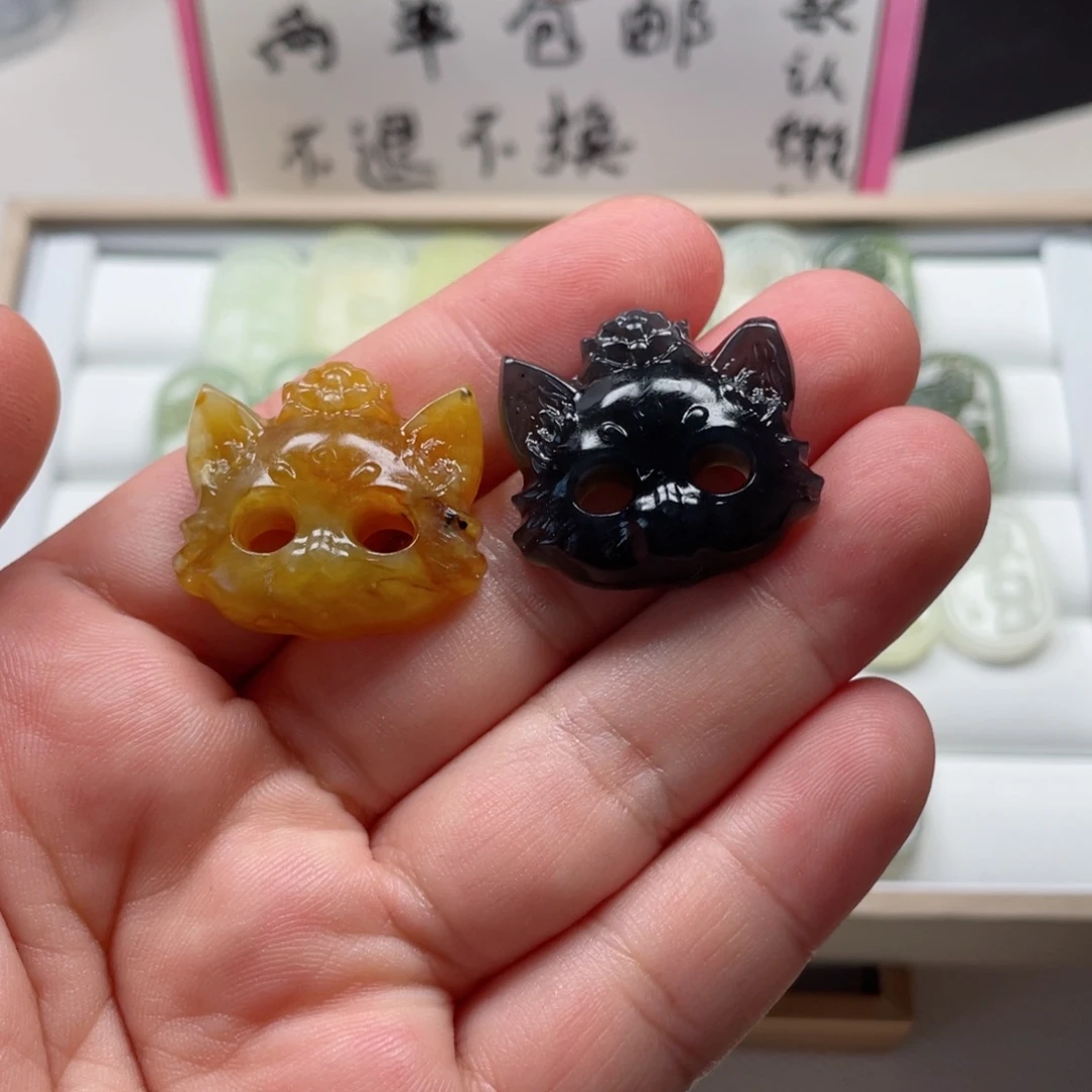 零***落未镶嵌蛇纹石玉颈饰