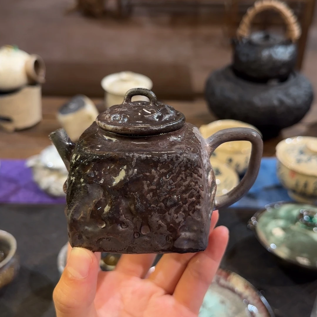 景德镇手作器皿了