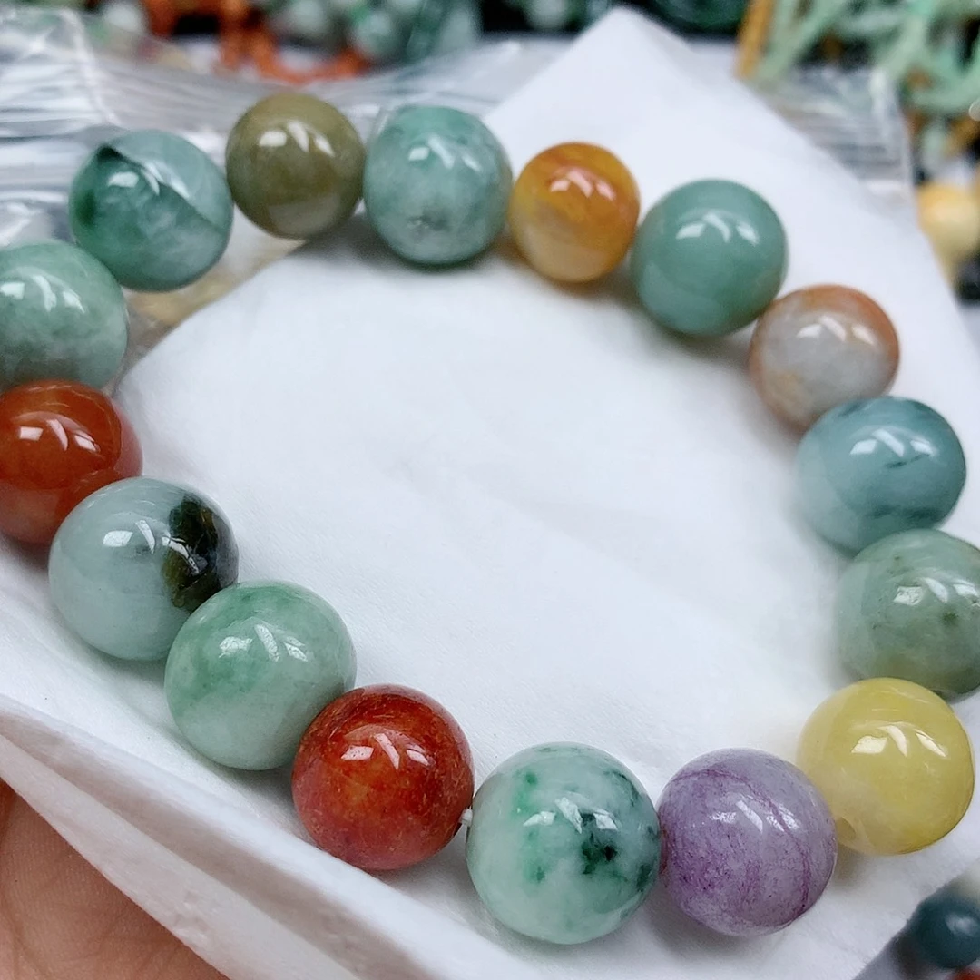 翡翠颈饰未镶嵌手串