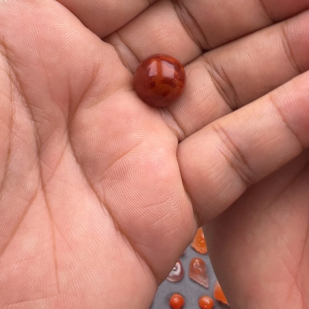 深****南红玛瑙未镶嵌珠宝奇石