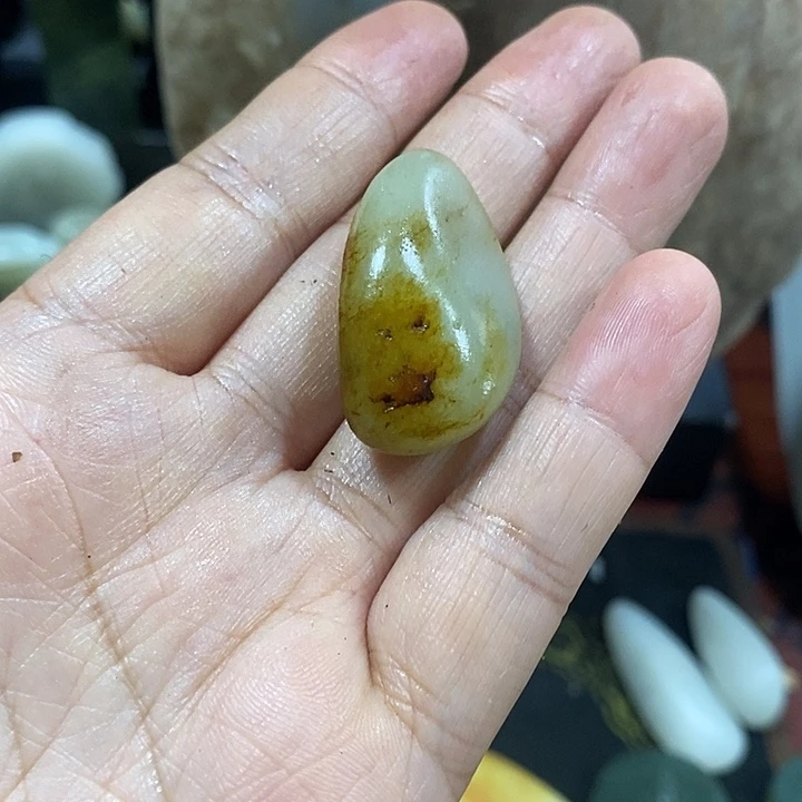 和田玉（糖玉）未镶嵌挂件
